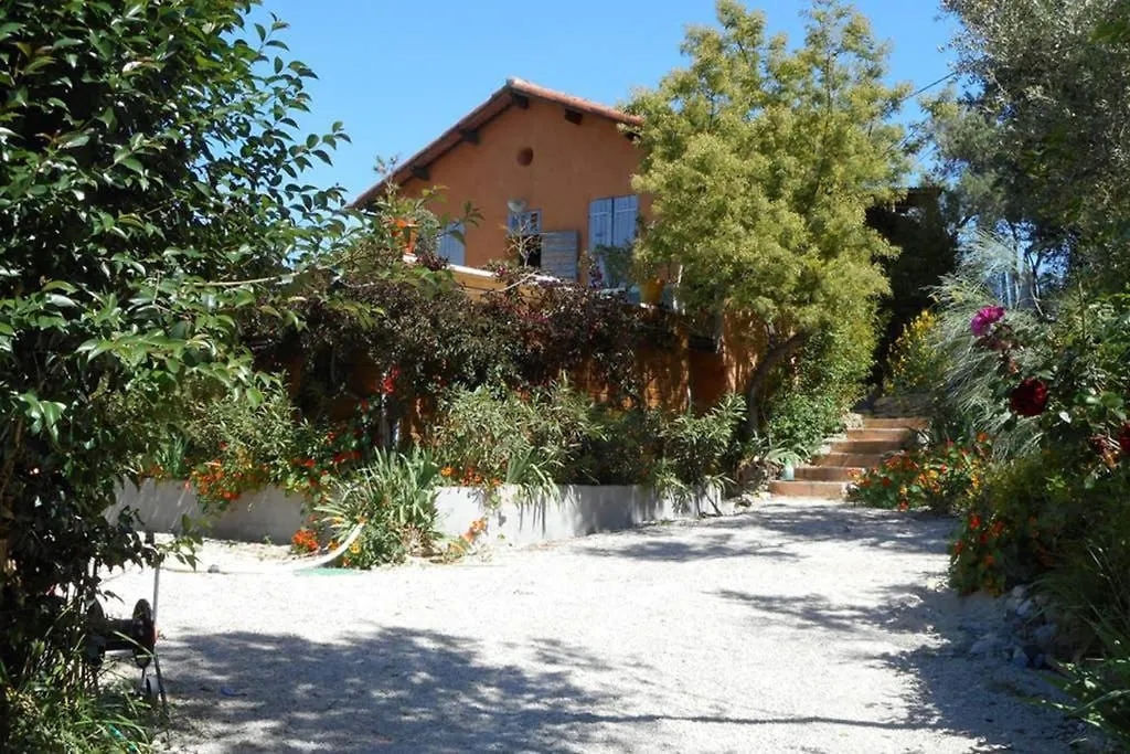 La Jovine Sur Les Hauteurs De Cassis T2 Classe